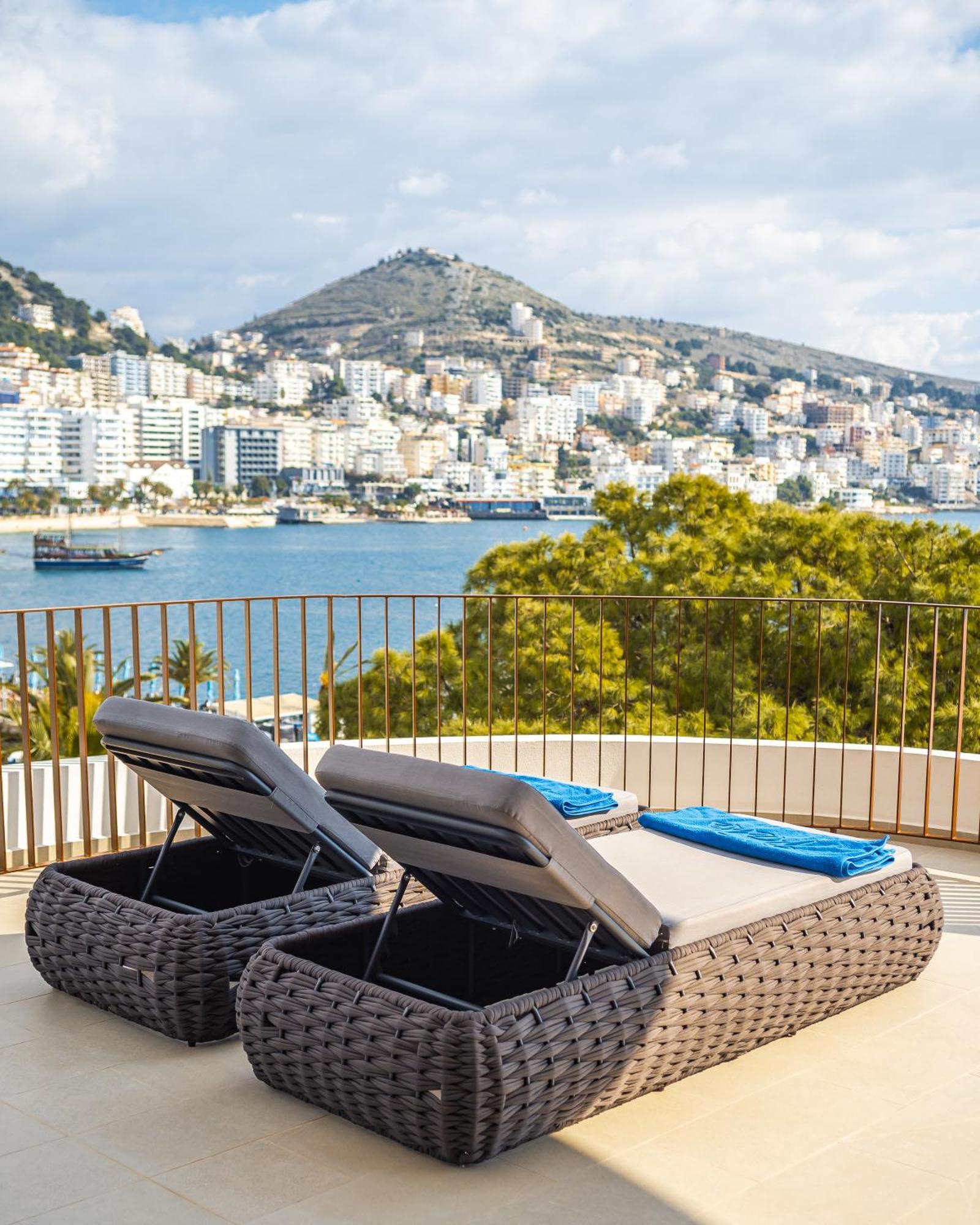 Hotel Vale Sarandë Eksteriør billede